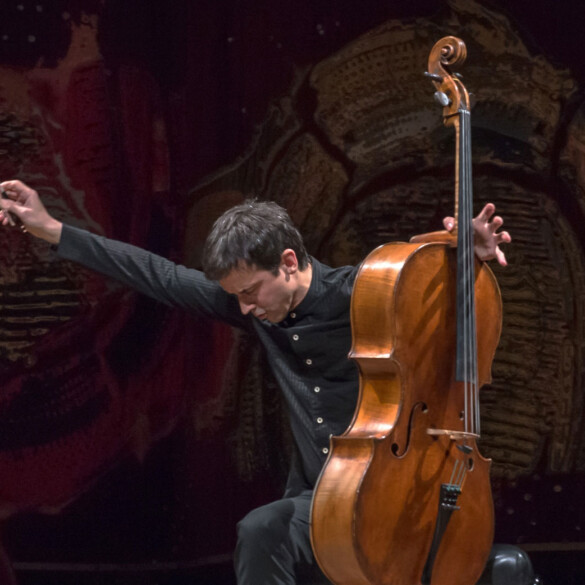 El Stradivarius de Jean-Guihen Queyras nos regala el mejor Bach