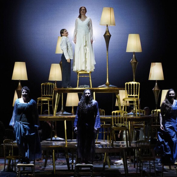 'Ariadna y Barbazul' regresa al Teatro Real: opresión en Cinemascope