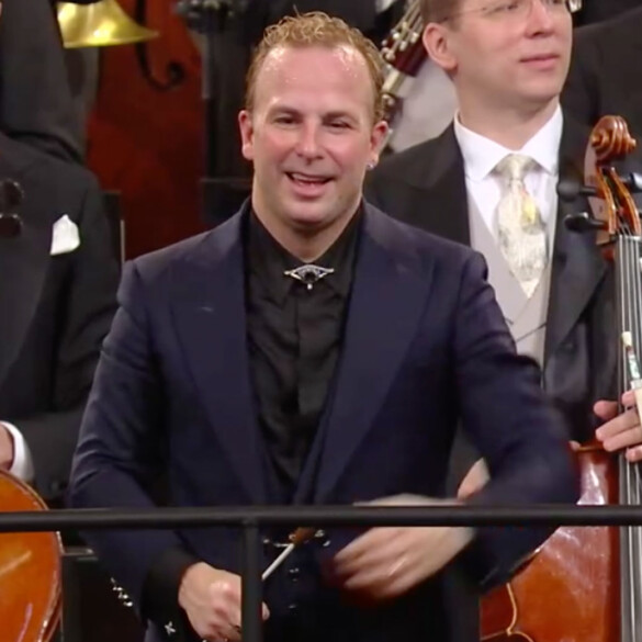 Yannick Nézet-Séguin, maestría, elegancia, divertimento, calidad (y visibilidad LGTBIQ+) en el Concierto de Año Nuevo de Viena