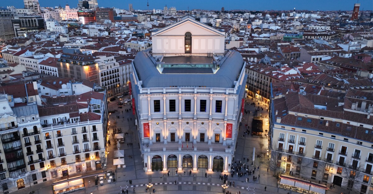 El Teatro Real.
