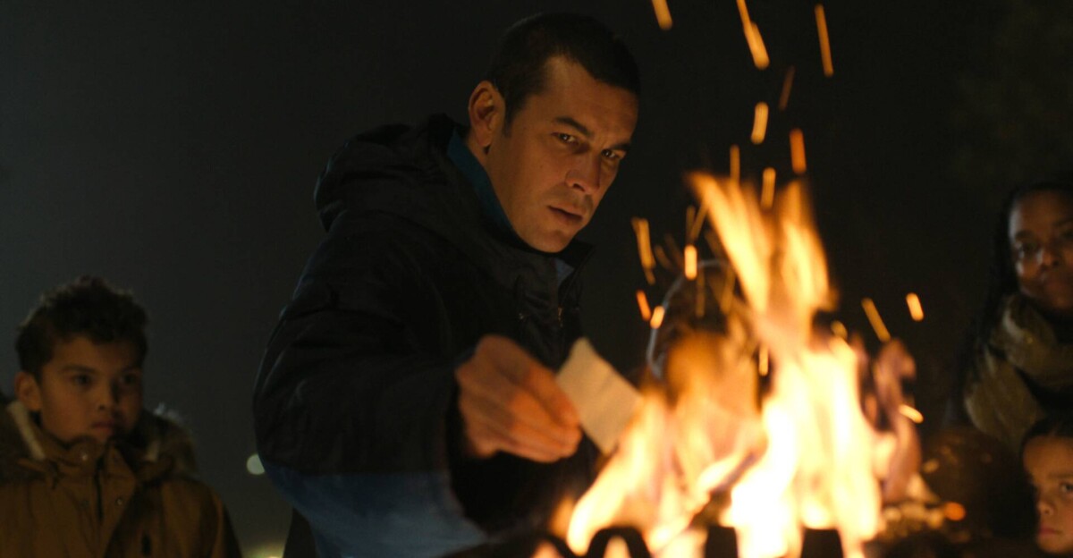 Imagen de la película 'Muy lejos'.