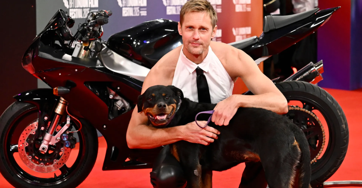 'Pillion' gana un premio inesperado (y no es para Alexander Skarsgård)