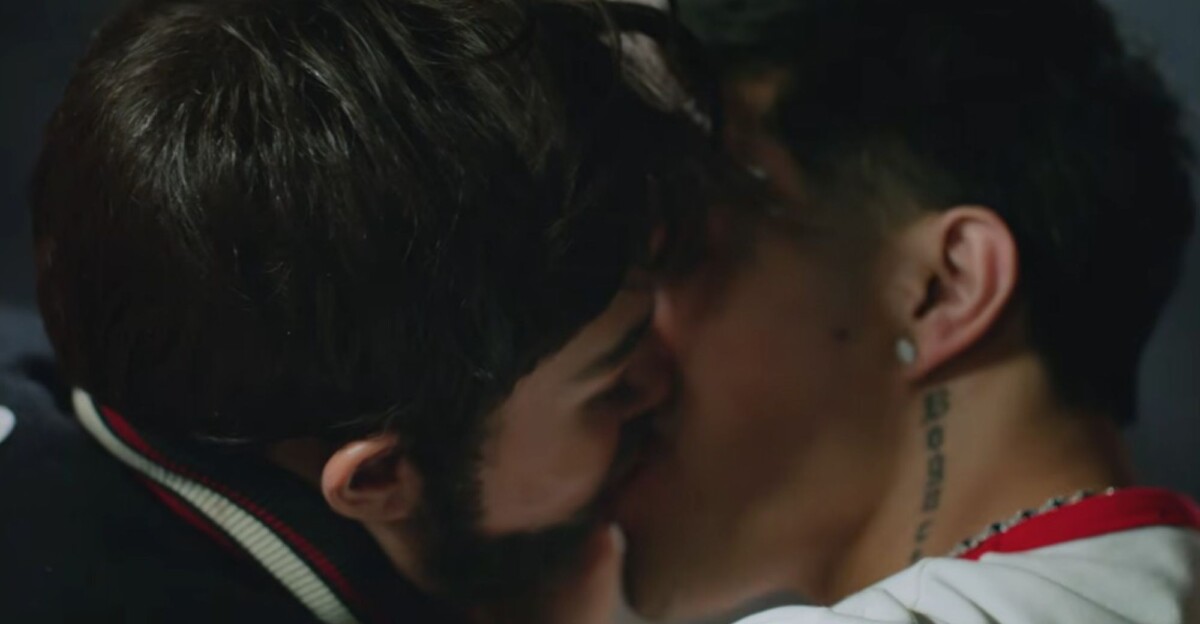 El beso que ha dado tanto que hablar.