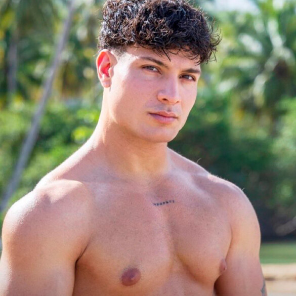 Joan, soltero de 'La isla de las tentaciones', se define como "hetero sin etiquetas" y desata la LGTBIfobia