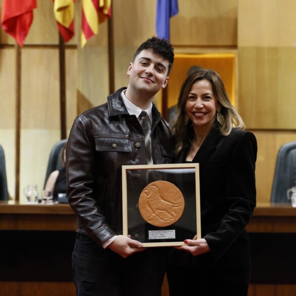 Juanjo Bona, premiado en Zaragoza, emociona con su discurso: "Nunca hubiera imaginado llegar hasta aquí"