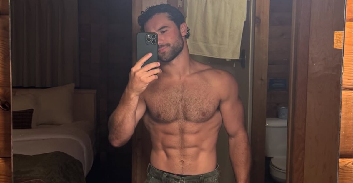 El actor Robbie G.K.