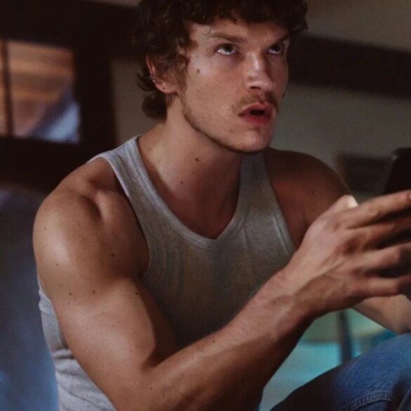 Connor Storrie ('Más que rivales') sorprende con sus nuevos proyectos