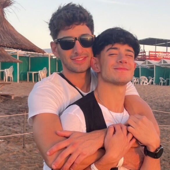 El 'youtuber' argentino Kevsho sale del armario y enseña a su novio en redes: "Me ha cambiado la forma de ver la vida"