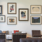 En las zonas comunes del Parador descubrirás todo su arte.