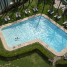 Vista aérea de la piscina del Parador.