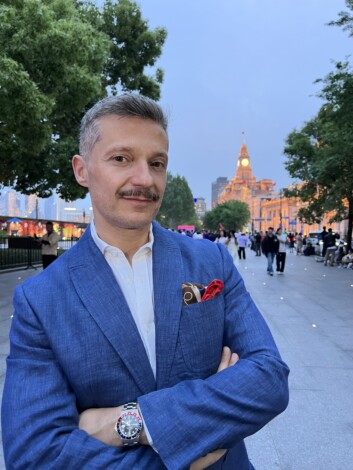 El escritor y diplomático Luis Melgar.