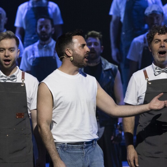 El Barcelona Gay Men's Chorus presenta el musical 'Shampoo' para celebra el mes del Orgullo LGTBIQ+
