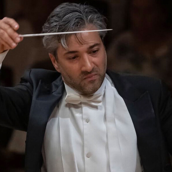 David Afkham se despide de la OCNE con dos sonoros e imponentes 'pianissimi' en el Auditorio Nacional