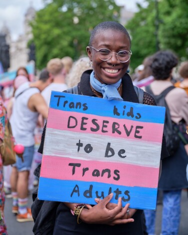 ''Los niños trans se merecen ser adultos trans''