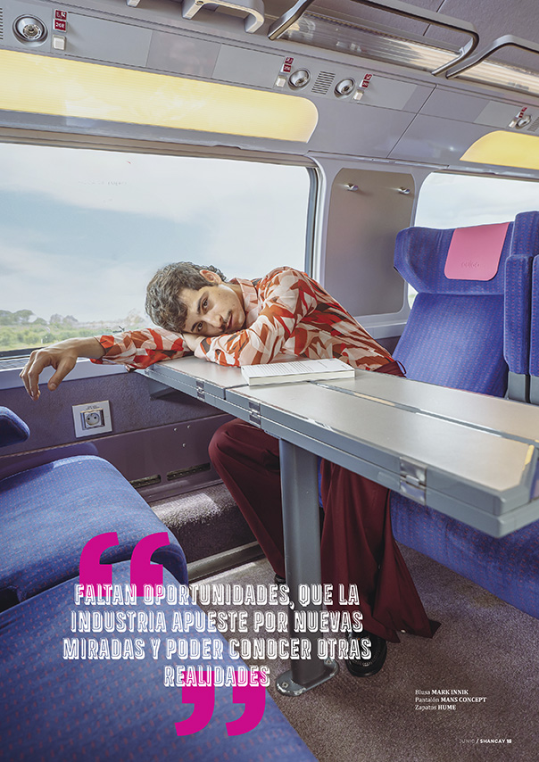Página 15 de la revista 