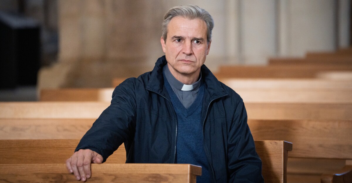 Alberto San Juan en 'La luz'.