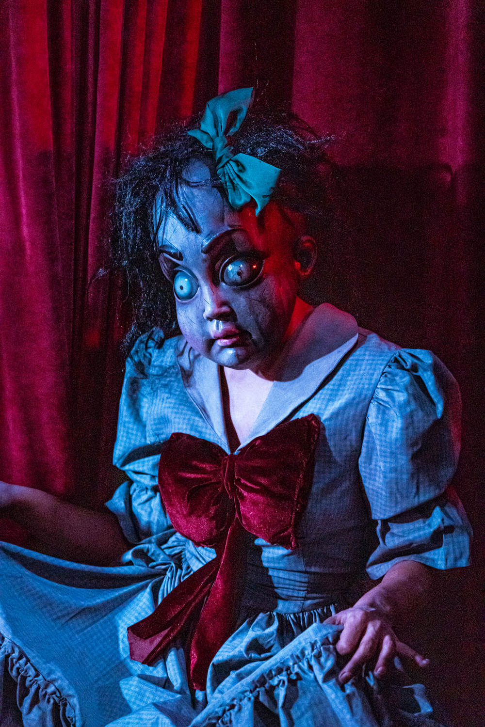 Muñeca de terror de Screamfield Park Madrid.
