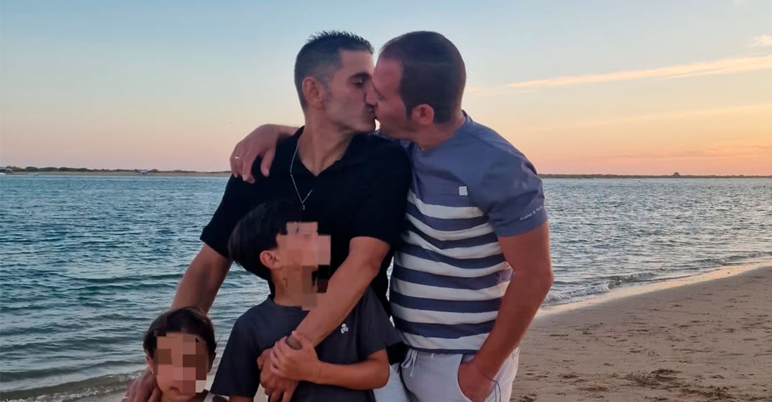 Un concejal gay sevillano denuncia insultos y amenazas homófobos por subir una foto con su familia