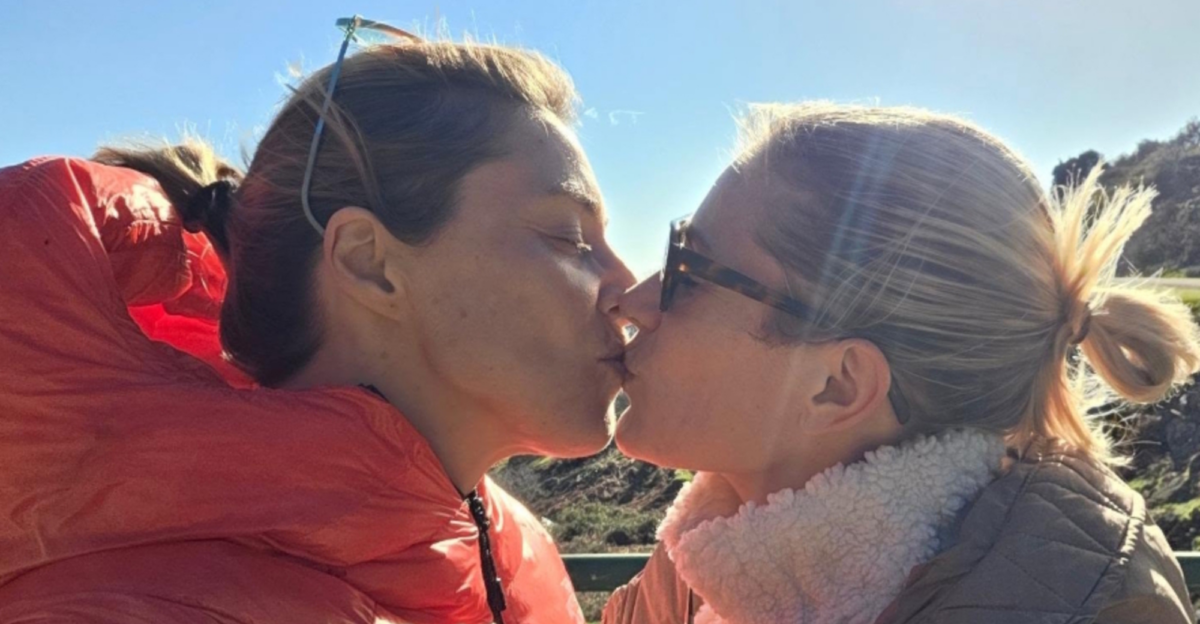 Sandra Barneda anuncia su boda con la bailarina neerlandesa Pascalle Paerel