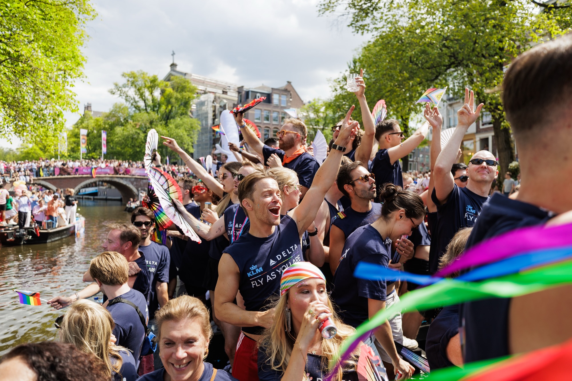 Barca KLM en el WorldPride Ámsterdam 2026 – Fuente: @klm